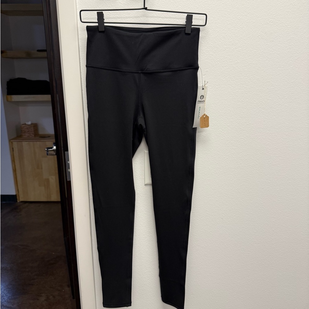 Mono B Classic Black Leggings
